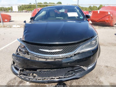 CHRYSLER 200