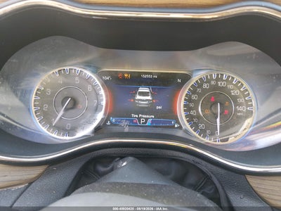 CHRYSLER 200