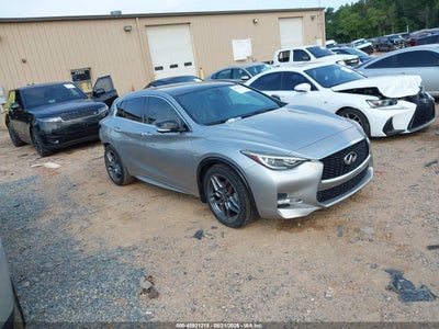 INFINITI QX30