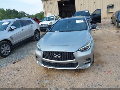 INFINITI QX30