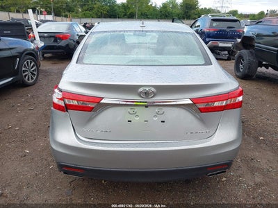 TOYOTA AVALON