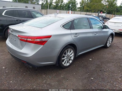 TOYOTA AVALON
