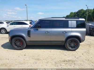 LAND ROVER DEFENDER