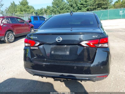 NISSAN VERSA