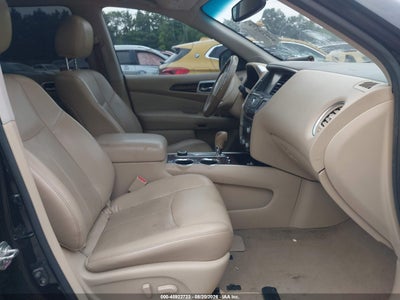 NISSAN PATHFINDER