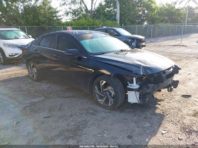 HYUNDAI ELANTRA