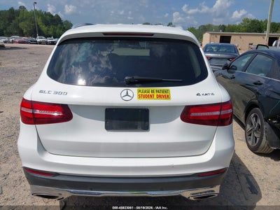 MERCEDES-BENZ GLC 300