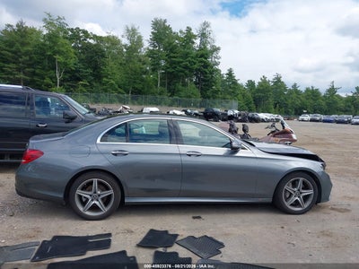 MERCEDES-BENZ E 300