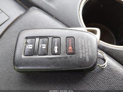 LEXUS IS 200T
