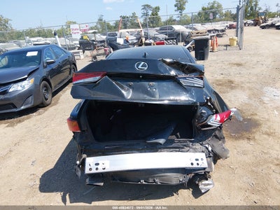 LEXUS IS 200T