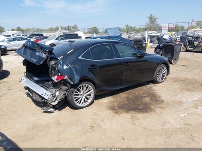 LEXUS IS 200T