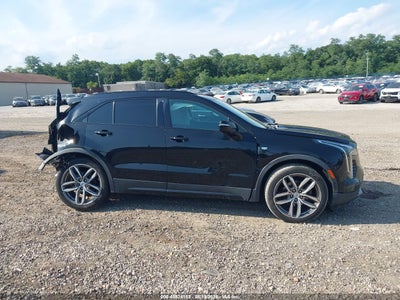 CADILLAC XT4