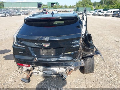 CADILLAC XT4