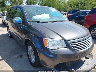 2015 Chrysler Town & Country