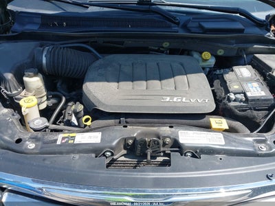 CHRYSLER TOWN & COUNTRY