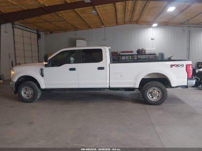 2017 FORD F-250 13