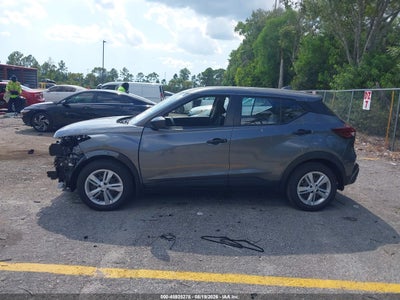 NISSAN KICKS