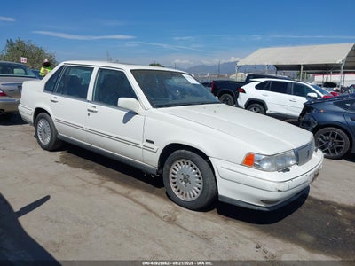 1998 Volvo S90