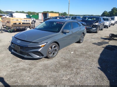 HYUNDAI ELANTRA