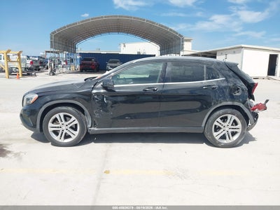MERCEDES-BENZ GLA 250