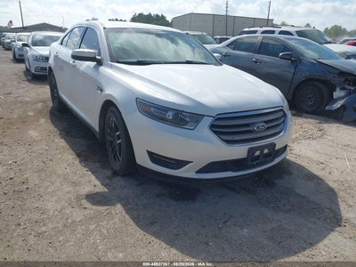 2016 Ford Taurus