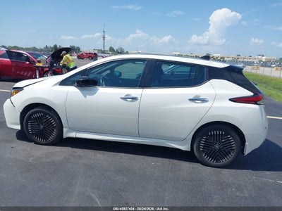 NISSAN LEAF