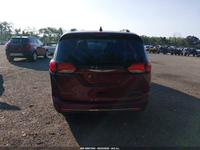CHRYSLER PACIFICA