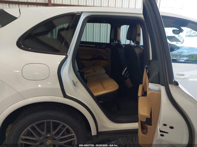 PORSCHE CAYENNE
