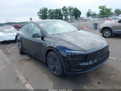 2026 Tesla Model Y Premium/Rear-Wheel Drive