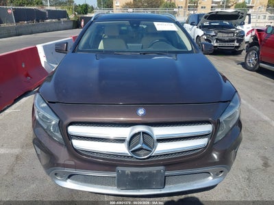 MERCEDES-BENZ GLA 250