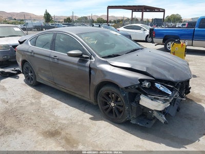 2015 Chrysler 200