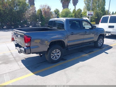 TOYOTA TACOMA