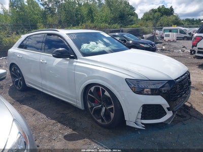 AUDI RS Q8