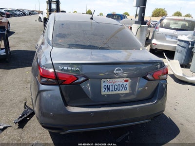 NISSAN VERSA