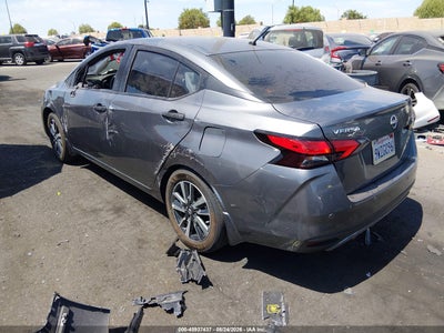 NISSAN VERSA