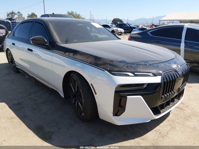 2025 BMW 740I
