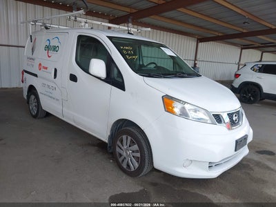 NISSAN NV200