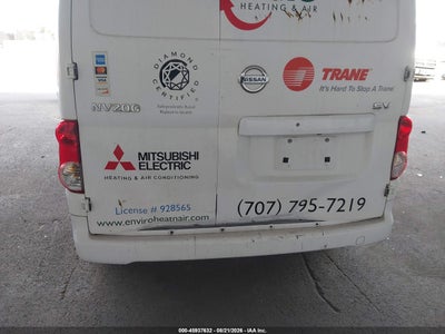 NISSAN NV200