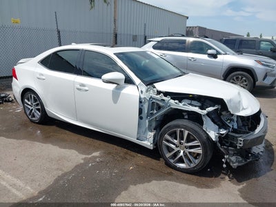 LEXUS IS 300