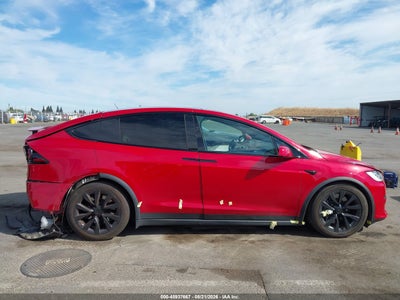 TESLA MODEL X