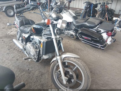 1986 Honda Vf700
