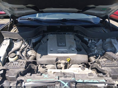 INFINITI QX70