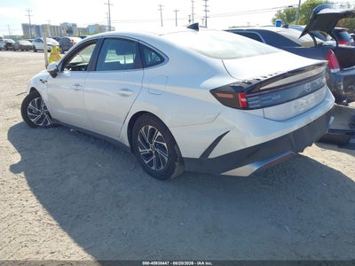 HYUNDAI SONATA HYBRID