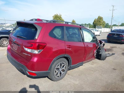 SUBARU FORESTER