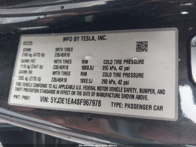 TESLA MODEL 3