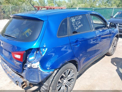MITSUBISHI OUTLANDER SPORT