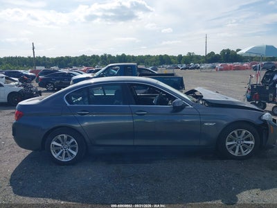 BMW 528I