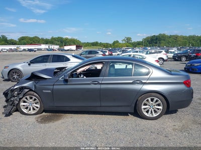 BMW 528I