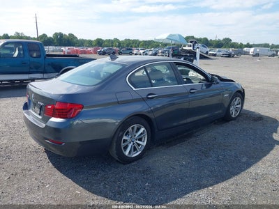 BMW 528I