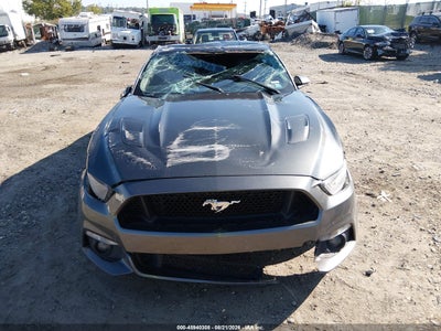 FORD MUSTANG